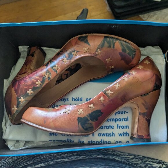 Fluevog Daily Miracle Fortune Floral - 7.5 / - Picture 1 of 8